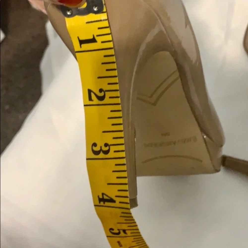 Enzo Angiolini Nude Heels Size 9